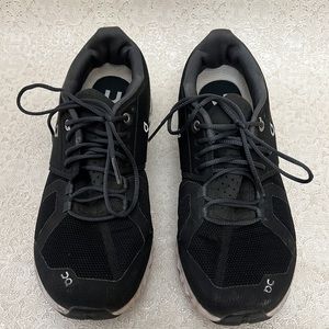 On Running Womens Black Workout
Lifestyle Trainers Running Sneakers US 8.5